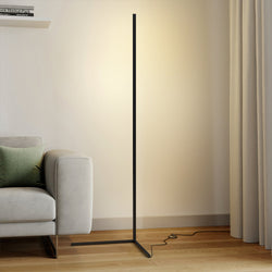 Nara – RGB Hoeklamp Lunorix voor Moderne Sfeerverlichting
