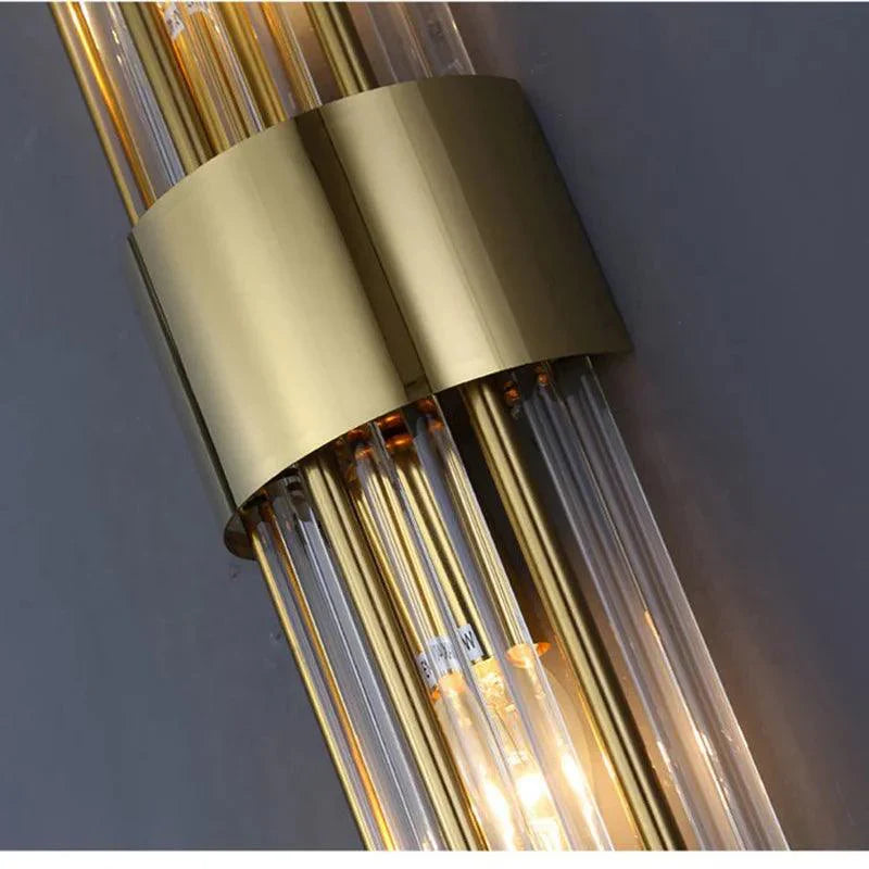 NARA | Innovatieve kristallen wandlamp met gouden touch
