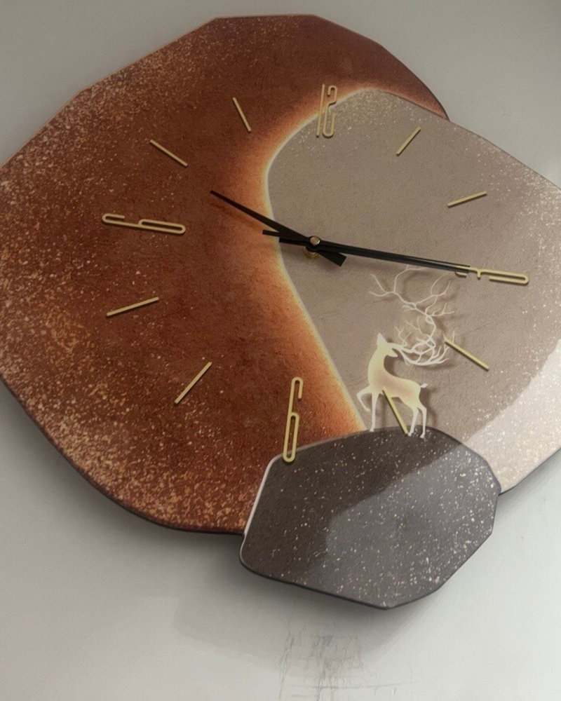 Lune Aura Wandklok – Tijd in Balans, Geïnspireerd door de Maan