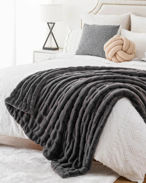 Beddingstar – Château Velvet Deken Plaid van Luxe en Comfort