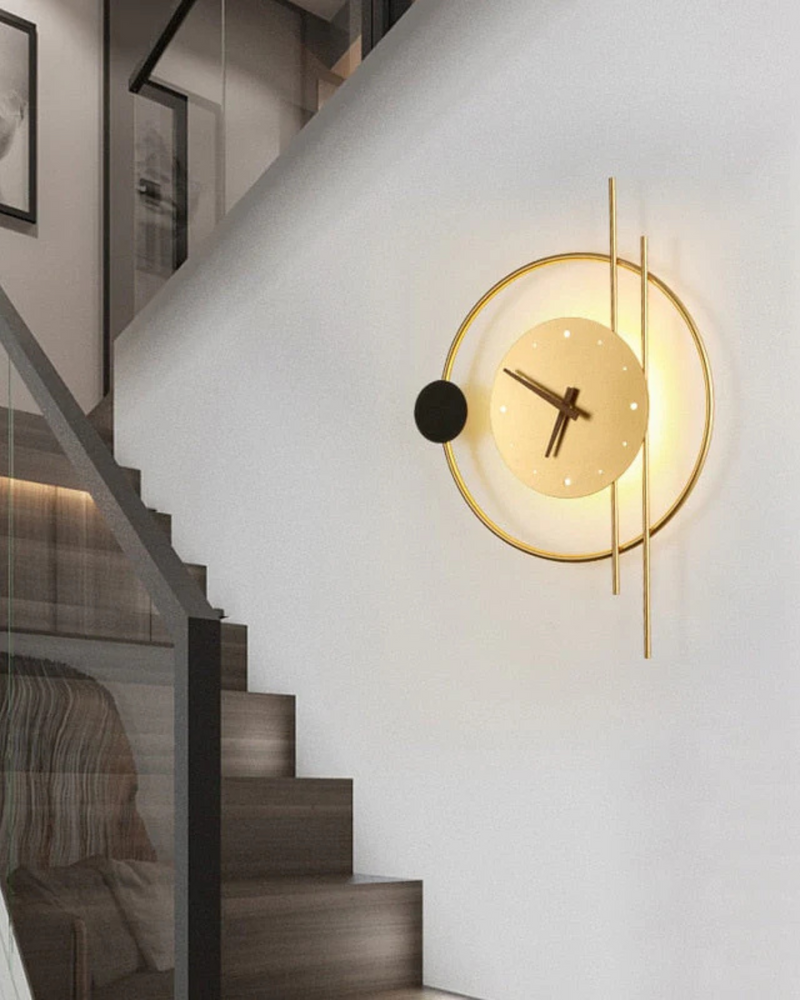 Éclipse – Wandklok & sfeerlamp in Eén