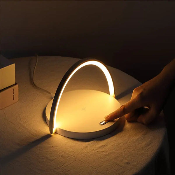 Heritage Décor – 10W Draadloze Oplader Tafellamp voor Thuisgebruik